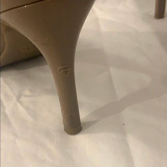 Michael Kors Jenna Flex Pump - Picture 5 of 6